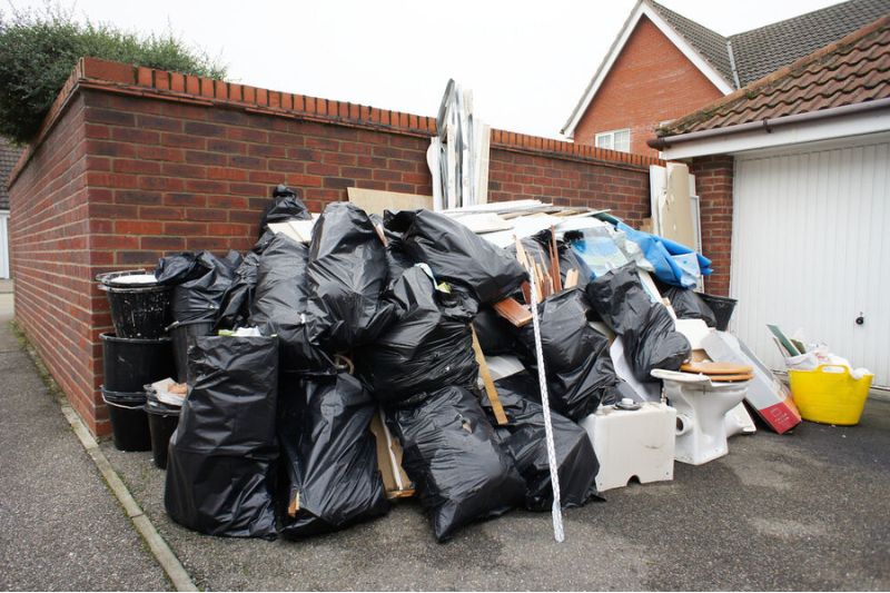 End of Tenancy Clearance: Reliable Service in Watford